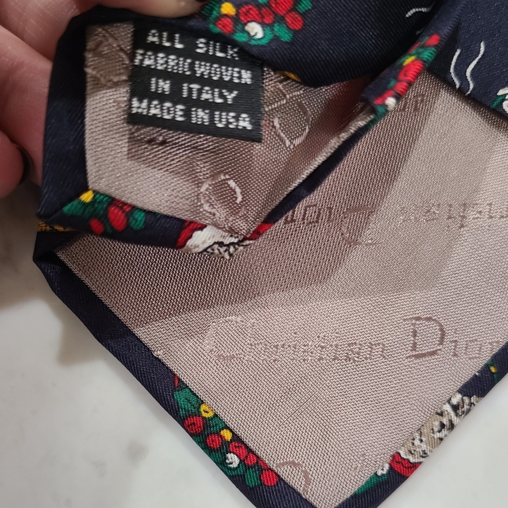 Christian Dior Santa Silk Tie Christmas - Picture 10 of 15